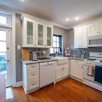 Society Hill, Historical Luxury Home, 3Bd/2.5Ba