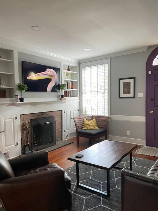 Holiday home Society Hill, Historical Luxury Home, 3bd/2.5ba *